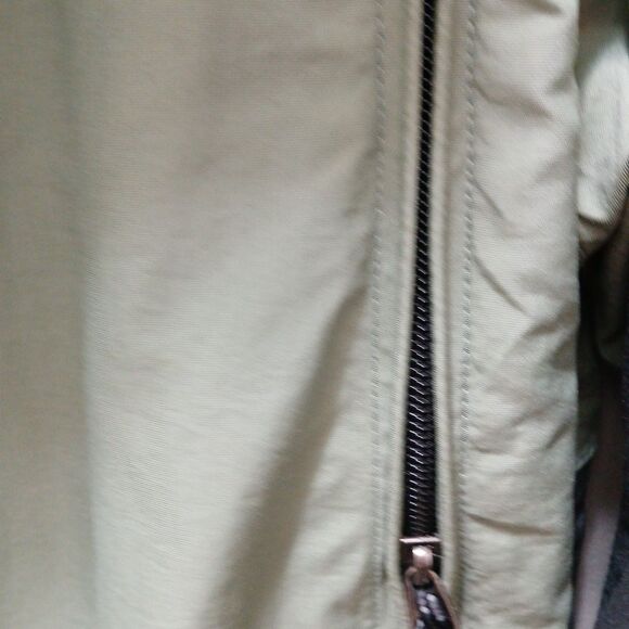 North Face Womens M HyVent Waterproof Jacket Coat Green/Gray  Full Zip Pockets - Picture 4 of 16